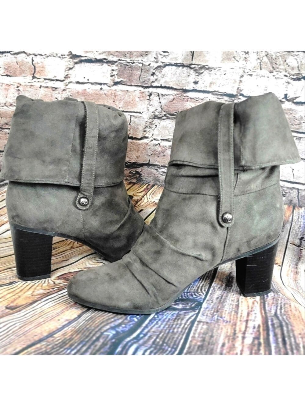 Kathy Van Zeeland Boots Water Resistant Scrunchy 8.5 Medium